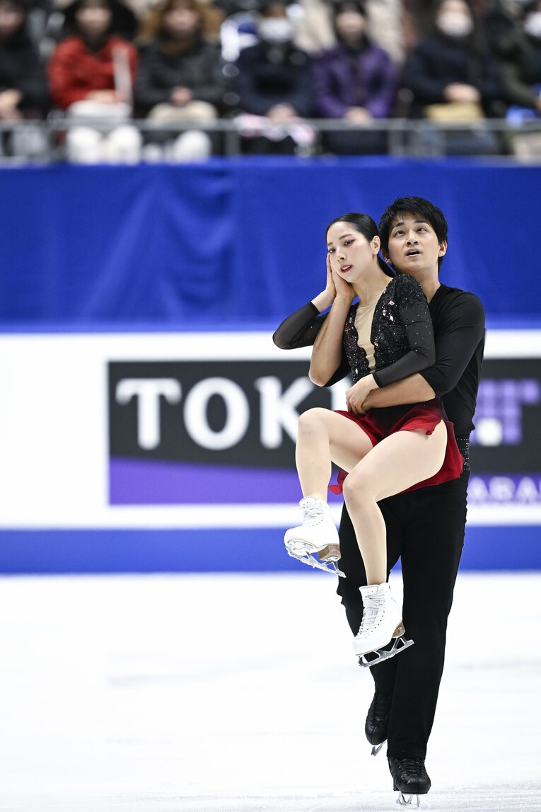 全日本選手権で優勝した三浦璃来・木原龍一　©Asami Enomoto
