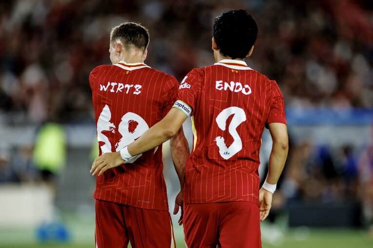 【リバプールで愛されるワタ・エンドウ（全20枚超）】（当時。リバプール＆日本遠征レア写真はまだまだ続きます）　©Kiichi Matsumoto