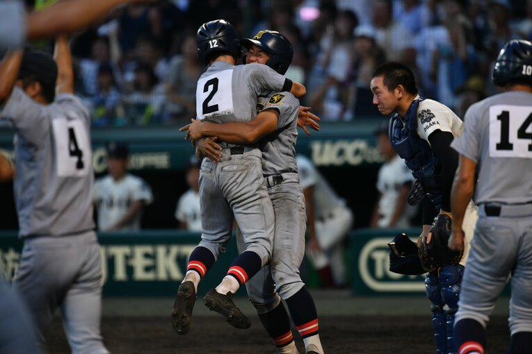 大阪桐蔭時代（2年時）　©Hideki Sugiyama