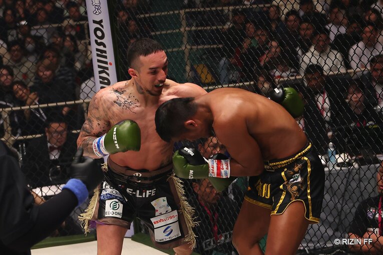 ブアカーオ・バンチャメークvs.木村“フィリップ”ミノル　©RIZIN FF