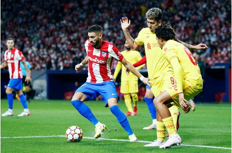 CLで南野拓実はベンチだったけど… 間近で笑うサラー、クロップvsシメオネを撮影したカメラマンが見た「名将の駆け引き」(11)