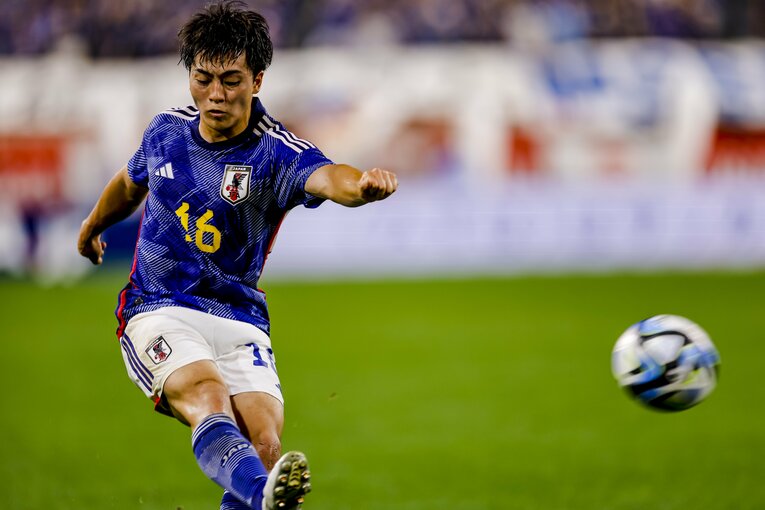 ピンポイントのクロスで古橋亨梧のゴールをアシストした相馬勇紀　©Kiichi Matsumoto