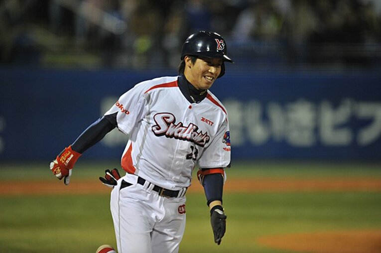 球界を代表する打者に成長した山田。2016年から背番号が「1」に変更された　©Hideki Sugiyama