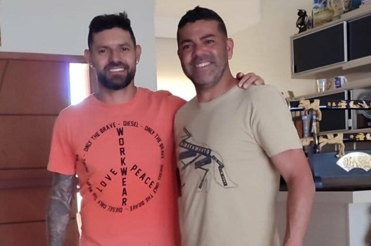 49歳となったマルキーニョス。右はフットバレーをともに戦う弟と　©Hiroaki Sawada