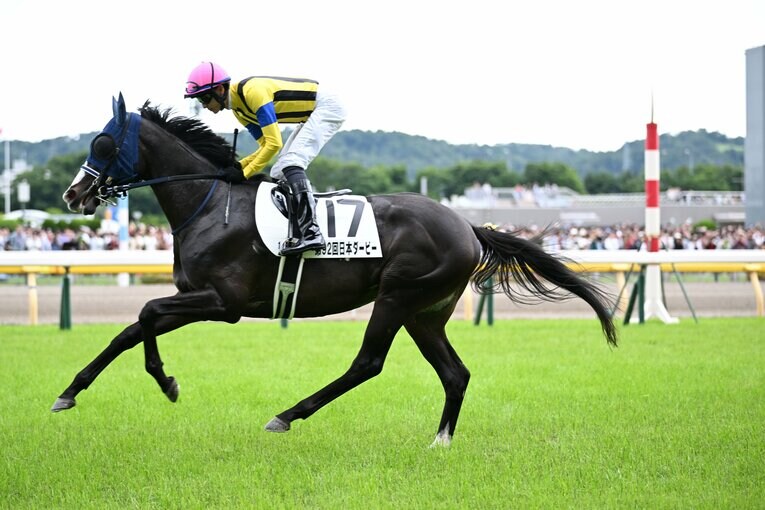 マスカレードボールの返し馬　©Keiji Ishikawa