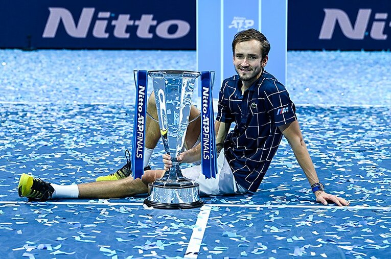 ATPファイナルズを制したメドベージェフ。ティームとの激闘は2021年へとつながるはずだ ／ photograph by Getty Images