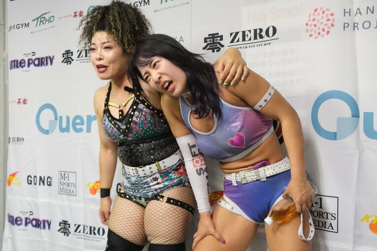 デビュー3周年記念試合では、ZONESとのタッグで水波＆飯田組と対戦する