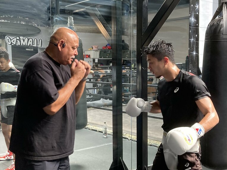 LAでトレーニングを行うルディ（左）と中谷　©Soichi Hayashi Sr.