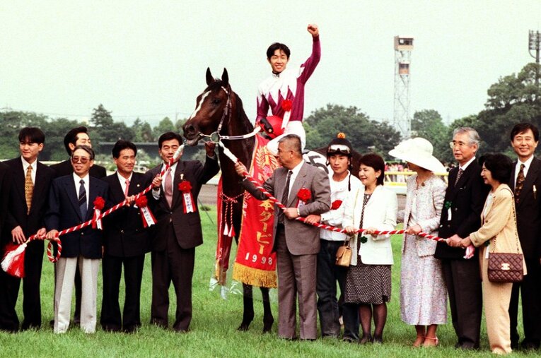 平成以降のダービー馬35頭を対象とした「あなたが選ぶ“最高のダービー馬”」アンケート。ベスト10にランクインしたのは？ ／ photograph by JIJI PRESS