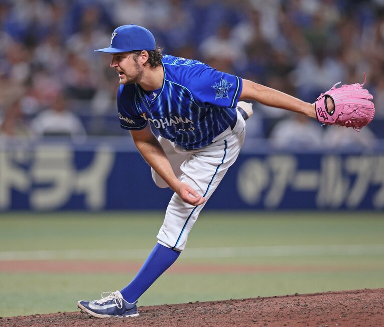 中4日での中日戦で10勝目を挙げたバウアー　©JIJI PRESS