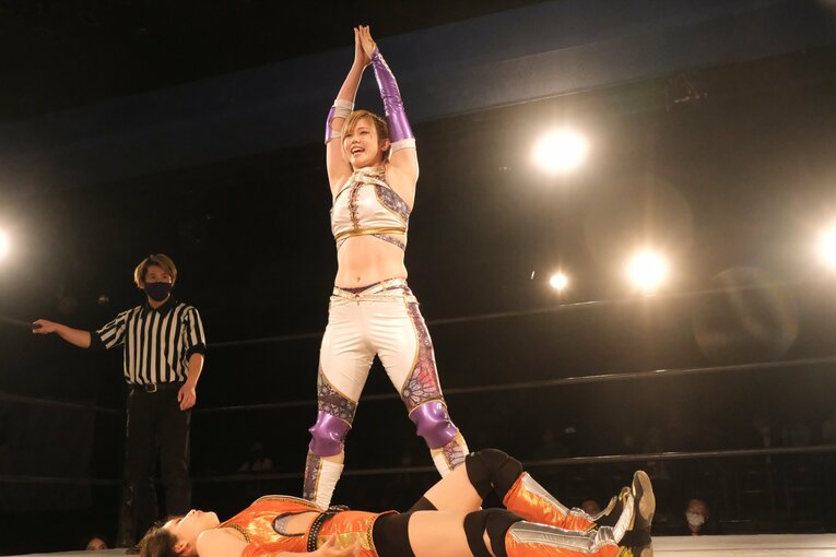 舞台の脚本演出も手がける女優が“エンタメ”リングで漏らした本音とは？ 松井珠紗22歳のプロレス愛「“ごっこ”で終わりたくない」(25)