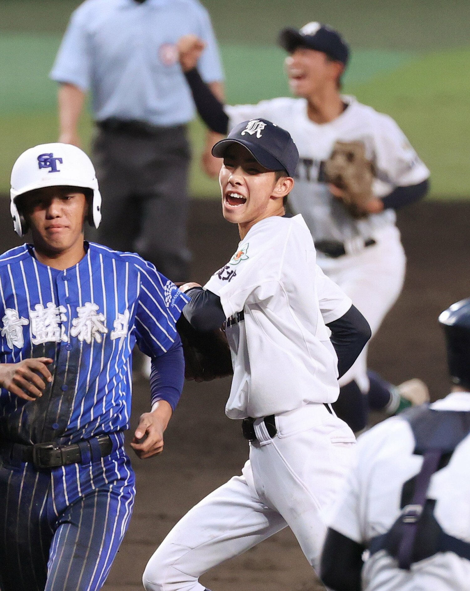 今夏1回戦、ド派手ユニで話題になった青藍泰斗（栃木）を下した佐賀北　©JIJI PRESS