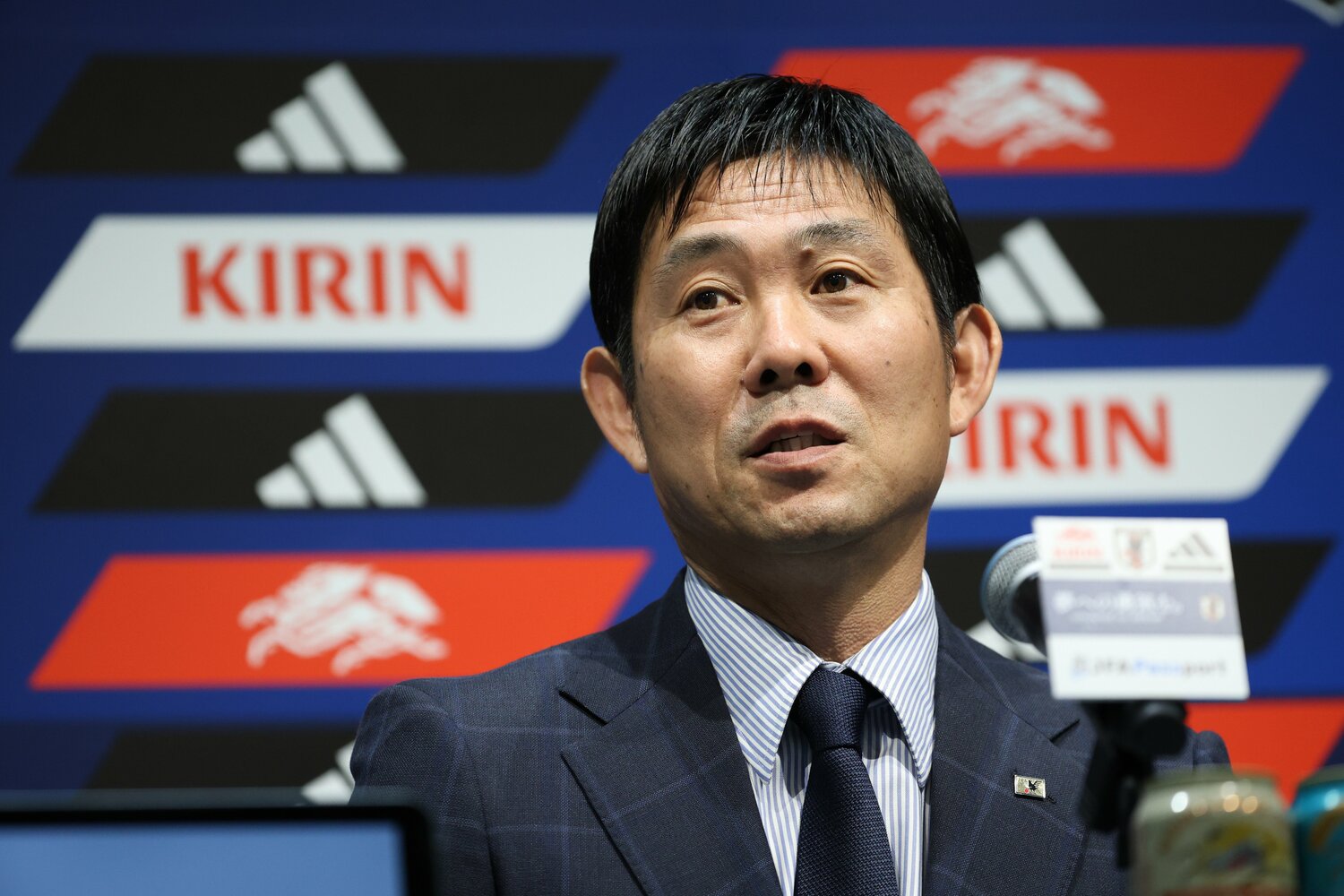 5月24日、記者会見で質問に答える森保一監督　©JIJI PRESS