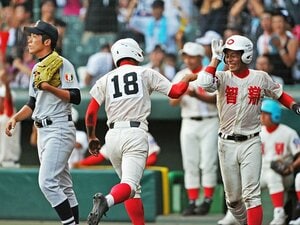 強豪校が甲子園の魔物に呑み込まれた理由とは。～日大三と帝京、横浜の差～