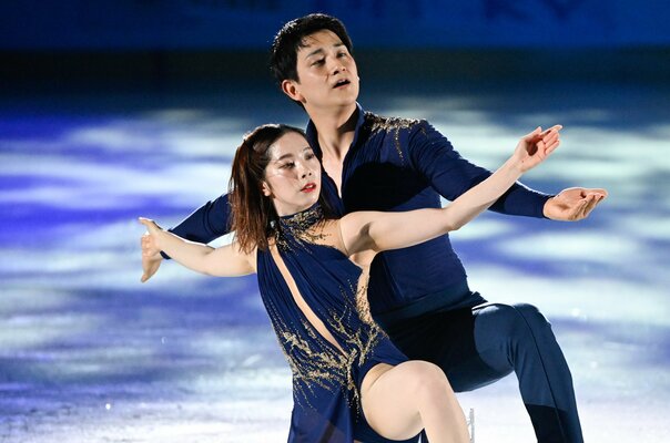 「『してやったり！』って感じだね」米有名雑誌も異例の言及…“りくりゅう婚約”は海外でどう報じられた？ 日米報道で異なる「あるフレーズ」の意味