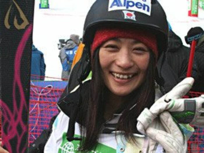 バンクーバーで輝く進化した上村愛子。<Number Web> photograph by Shino Seki