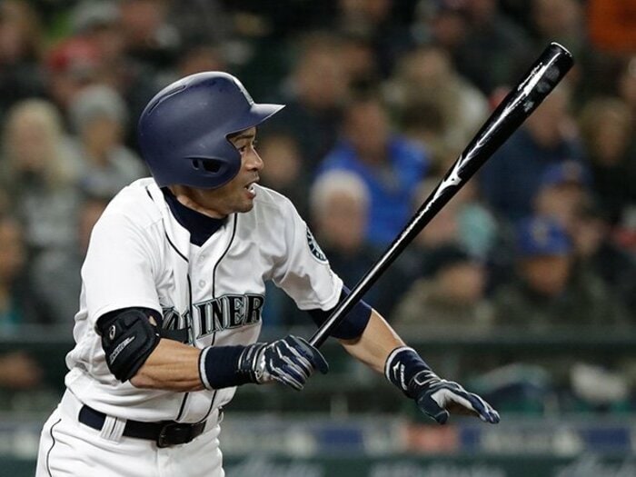 イチローと彼が戦った投手たち。「研究者」だけが秘密を解ける?<Number Web> photograph by AFLO