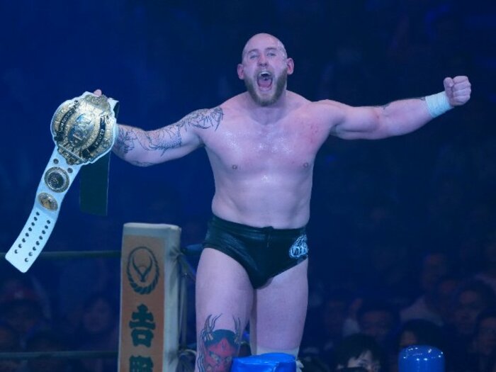 危険な自爆で頭を強打「記憶が飛んだ」それでも辻陽太からベルトを奪い…ゲイブ・キッド「酒はやめる。会社を背負うんだ」新王者の言葉が“響く”理由<Number Web> photograph by Essei Hara
