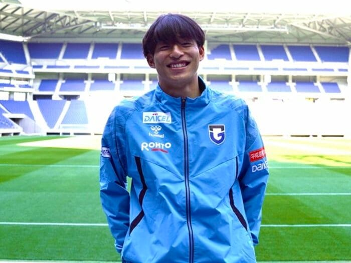 なぜガンバ大阪DF半田陸は鳥栖・川井健太監督に感謝を伝えたか…「SBで勝負したい」19歳時の決断と山形時代の縁〈パリ世代インタビュー〉<Number Web> photograph by Atsushi Iio