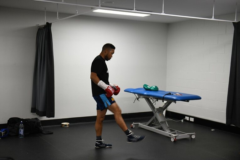 試合前の控室。いつものように集中力を高めていく　©Kokou Sekine