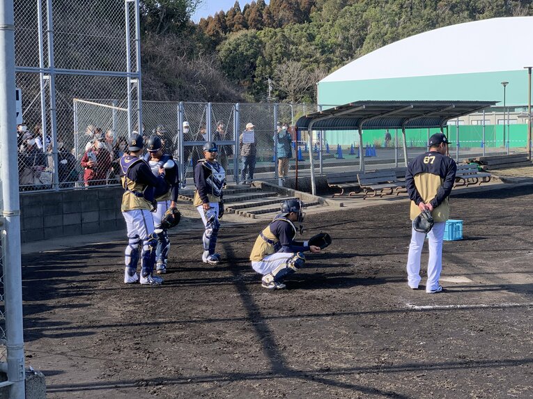 キャッチャー陣の練習風景　©︎Noriko Yonemushi