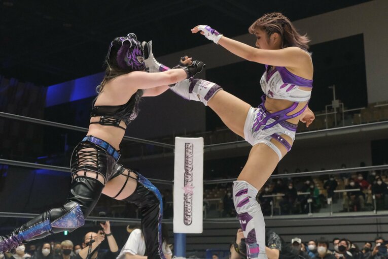 「年間ベストバウトだ！」スターダム地方大会に海外も熱狂…キッドvs.AZM、ハイスピードの“黄金カード”はいかに生まれたか？(24)