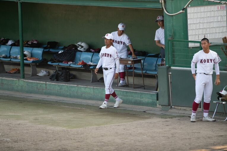 中井哲之前監督に代わって指揮を執るこことなった松本健吾新監督、34歳 ©Kota Inoue
