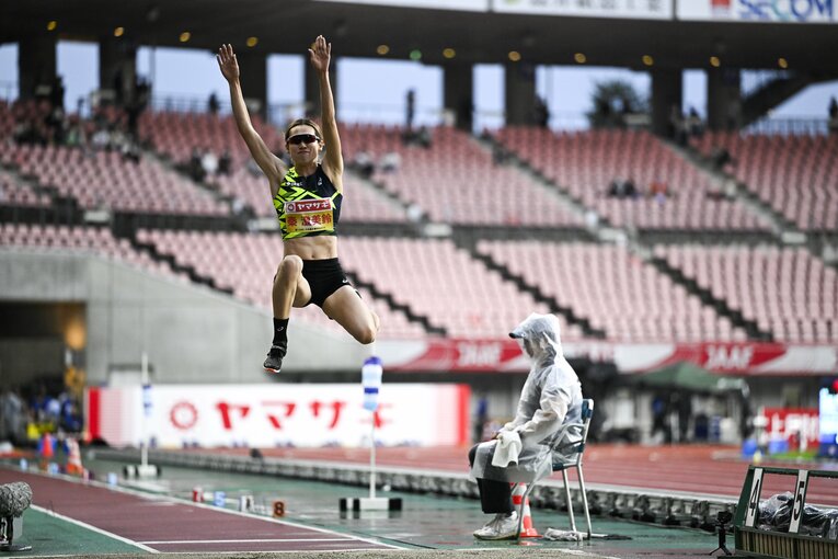 雨中でも安定した跳躍で危なげなく五輪を決めた。現在のワールドランキングは5位　©Asami Enomoto