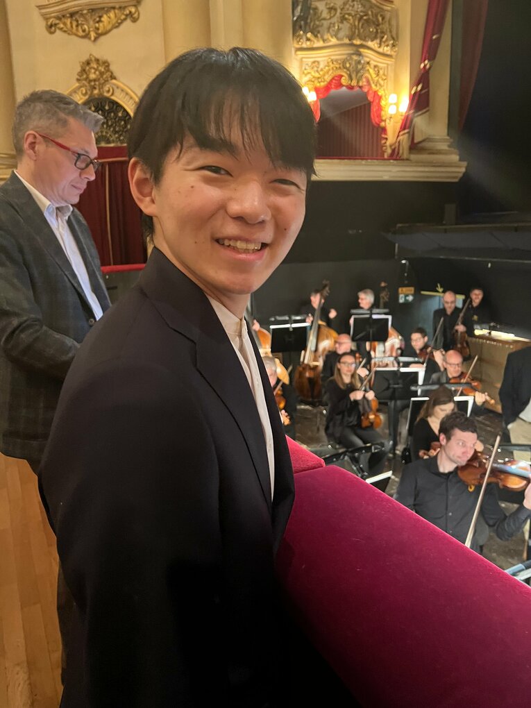 ベローナでオペラを鑑賞　提供：ローリー・ニコル