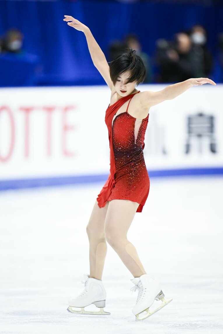 「天使と悪魔が戦ってて…」世界女王・坂本花織22歳が五輪メダル後のシーズンで抱える葛藤「今季あらゆる場面で、悪魔が言うんです」(37)