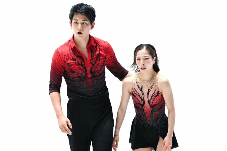 全日本選手権SP。三浦に左肩脱臼のアクシデントがあった【スワイプするとそのほかの写真もご覧になれます】　©Asami Enomoto