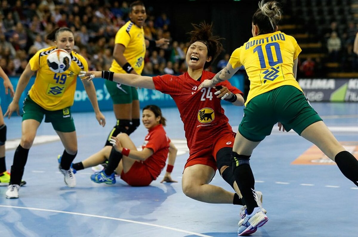 女子ハンドボール日本代表の快挙 欧州の強豪国に勝利するまでの道 ハンドボール Number Web ナンバー