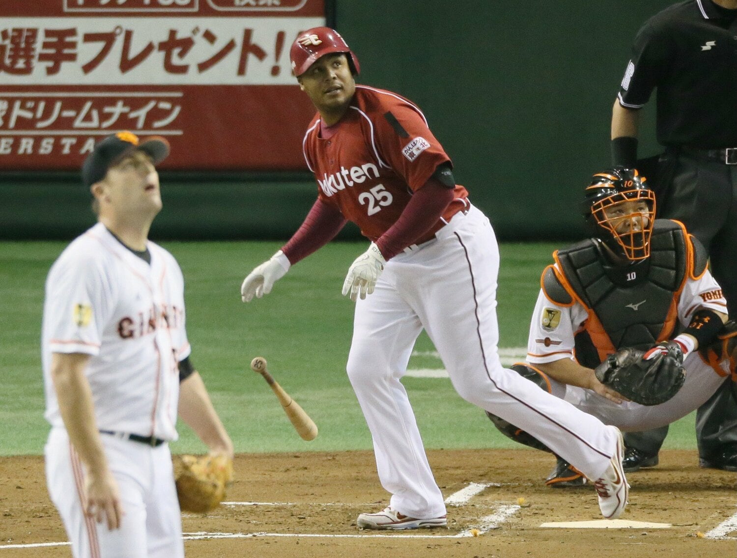 2013～14年、楽天に在籍したアンドリュー・ジョーンズ　©JIJI PRESS