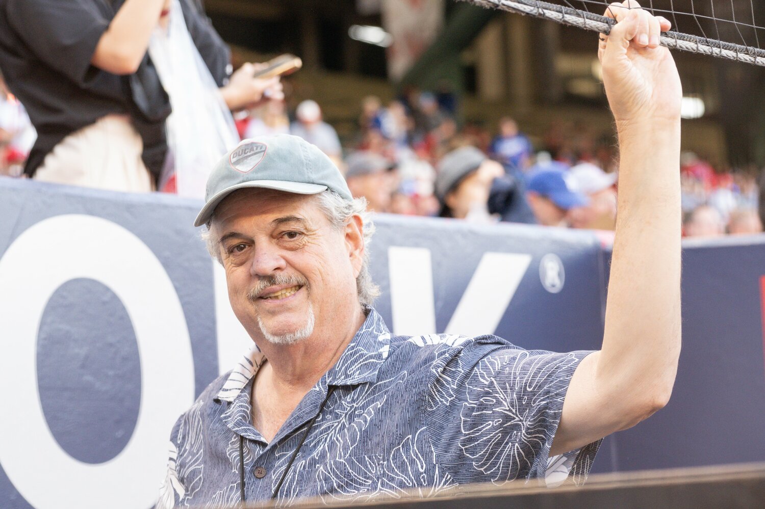 40年以上エンゼルスを撮影してきた写真家、ジョン・コルデスさん（63歳） ©Nanae Suzuki