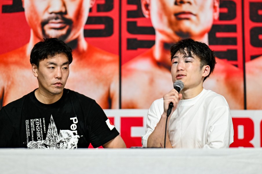 寺地拳四朗の誤算…“まさかの敗北”そのとき何が起きていたのか？「油断はまったくなかった」先制ダウンも…名参謀がいま明かすサンドバル戦のウラ側＜Number Web＞ photograph by Hiroaki Finito Yamaguchi