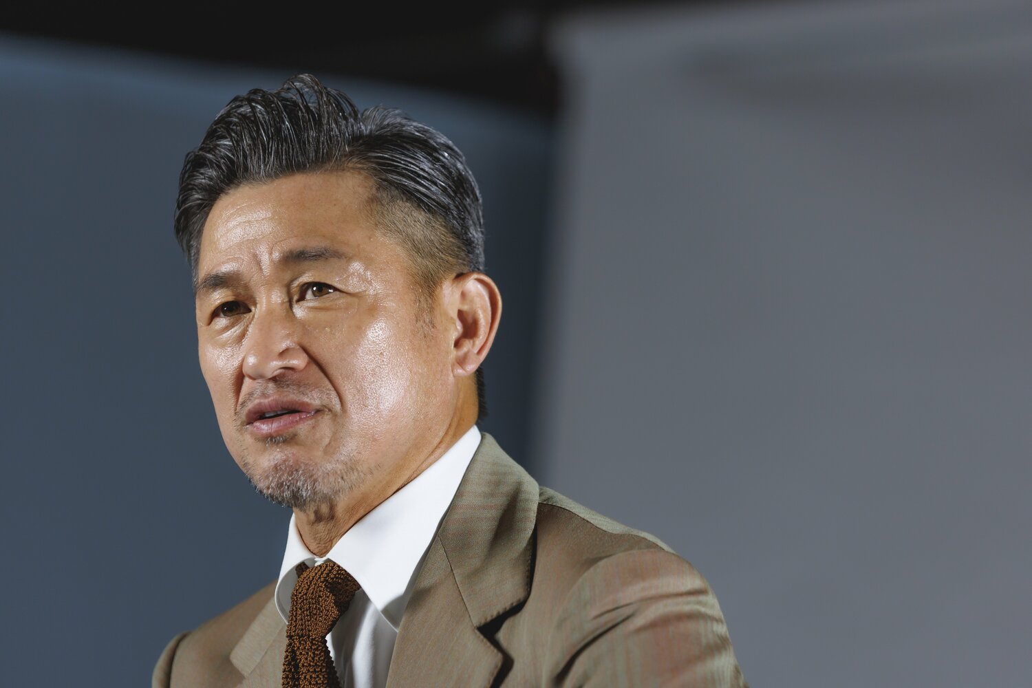 「親父はいろんな楽しみを教えてくれた人生の師匠」と語るカズ　©︎Kiichi Matsumoto