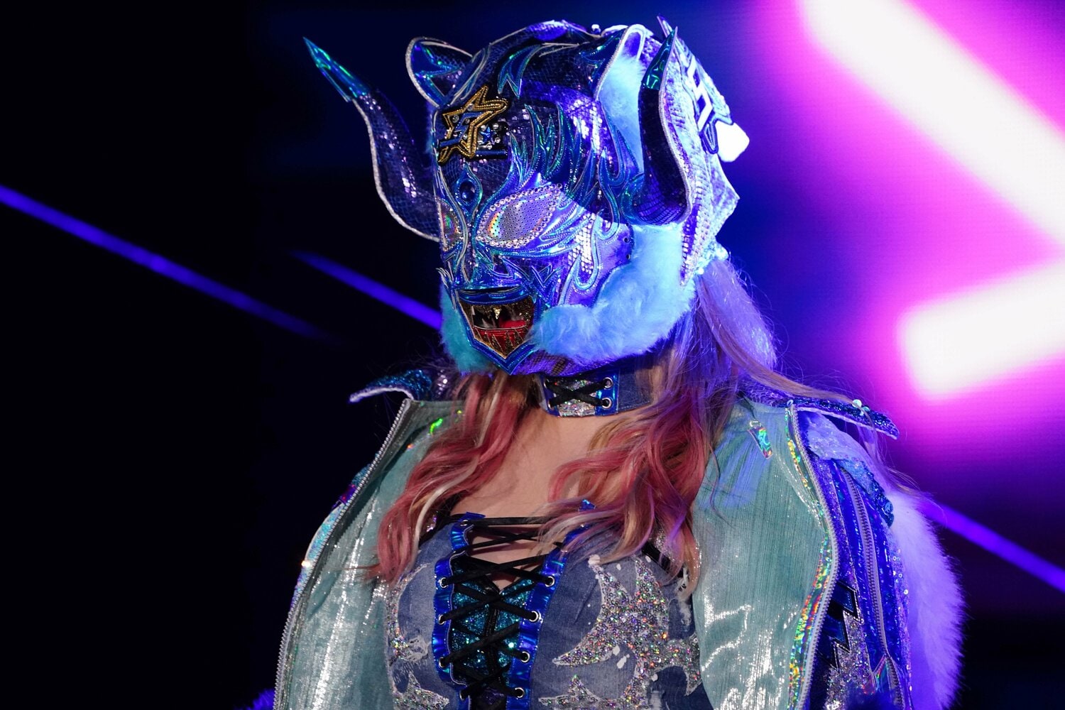 「今は青い虎ですけど、私は何色にでもなれる。ベビーでもヒールでも」　©Essei Hara