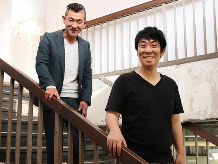 「なぜM-1決勝にオーソドックスな漫才は“残りにくい”?」9回出場で優勝の笑い飯と、初出場で優勝のパンクブーブーが語る“M-1王者になる方法”<Number Web> photograph by Shigeki Yamamoto