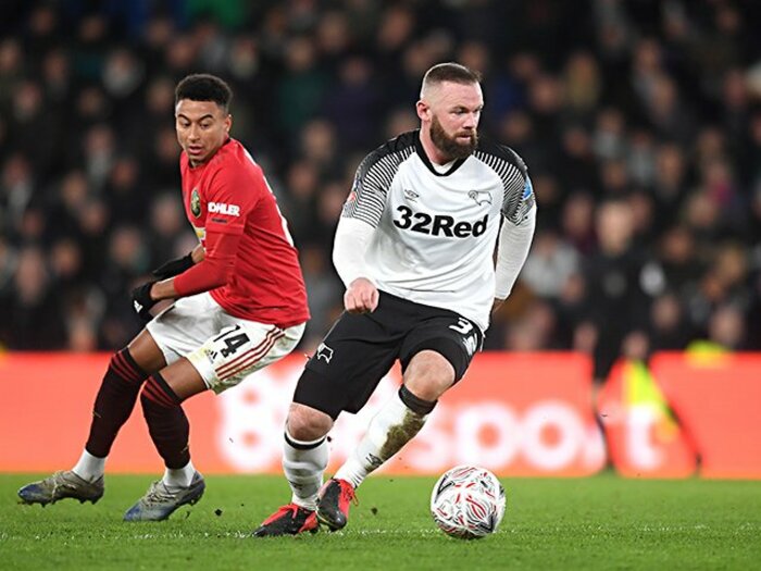 ルーニー“帰還”でマンUサポ歓喜。「白いペレ」に捧げた温かな曲。＜Number Web＞ photograph by Getty Images