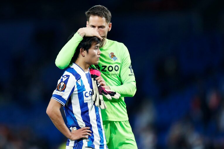 久保建英がELで味わった「先発落ち→敗退」での怒り・悲しみを撮った「タケ！と不調ソシエダサポが期待したが…」〈代表合流前にゴール〉(54)