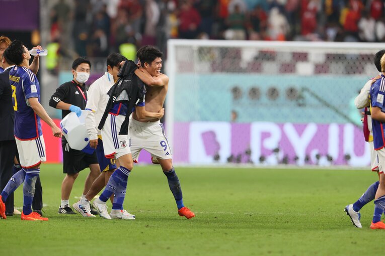 試合後の三笘（5/12）©Kaoru Watanabe/JMPA