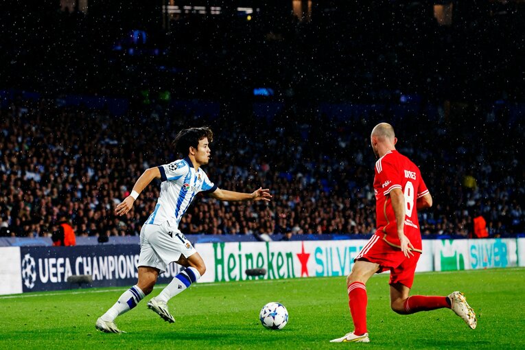 アウルスネスとのマッチアップ　©Daisuke Nakashima