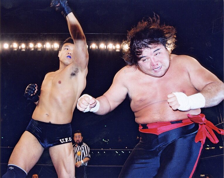 橋本戦での小川の“暴走”が大乱闘を生んだ　©東京スポーツ新聞社