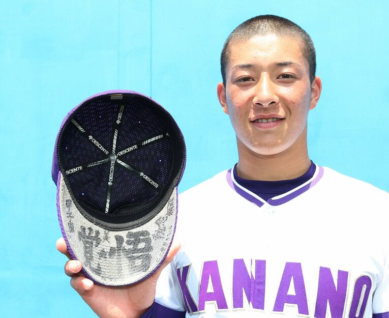 秋田地方大会決勝時の吉田輝星。帽子の内側には「覚悟」の文字が（2018年撮影）　©JIJI PRESS