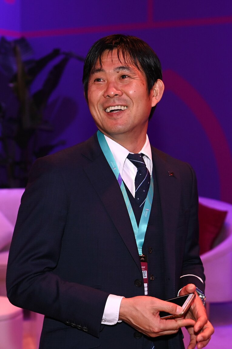 ドイツ、スペインとの対戦が決まった4月1日の組み合わせ抽選会で（カタール・ドーハ）。森保監督は笑顔を見せた　©Getty Images