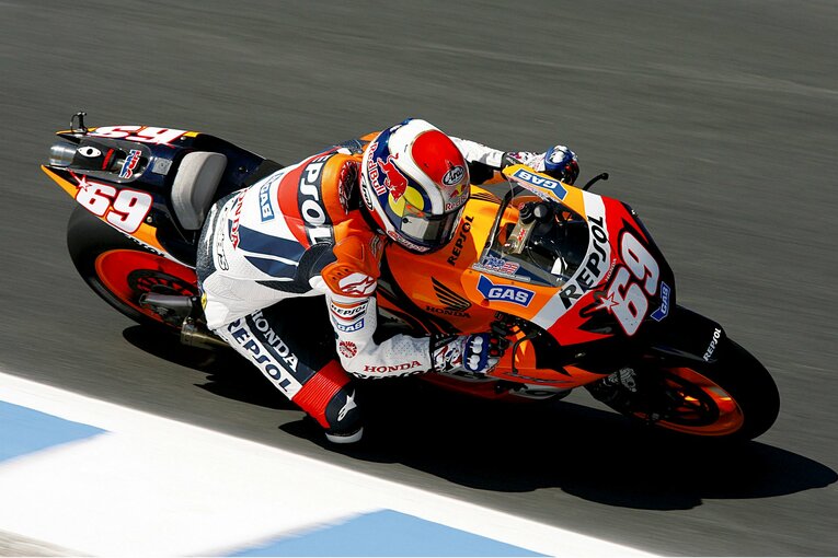 2006年のニッキー・ヘイデンとRC211V　©HRC