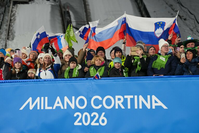 会場はスロベニアのホーム感すらあった　©Tsutomu Kishimoto / JMPA