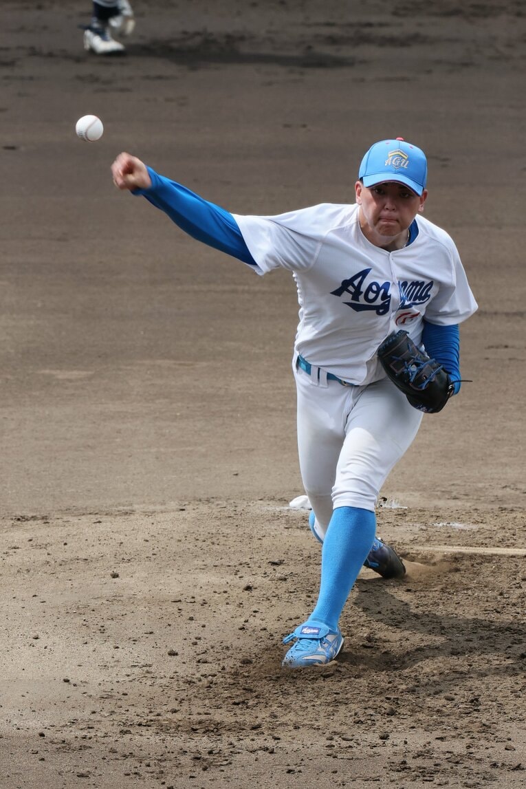 大学ジャパン合宿で見せた中西の投球フォーム　©Shigeki Yamamoto