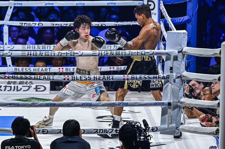 寺地拳四朗vs.クリストファー・ロサレス（WBC世界フライ級タイトルマッチ）©Takuya Sugiyama
