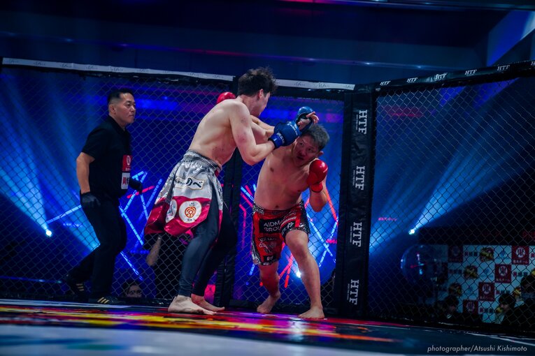 川島悠汰vsポーランドの刺客　©BreakingDown